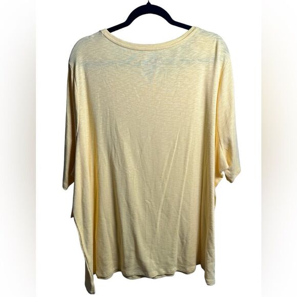 NWT Croft & Barrow Plus Size Yellow Short Sleeve Top Shirt a Size 3XL - Picture 2 of 5